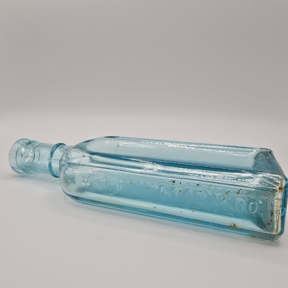 Vintage W.T. Rawleigh Co. Aqua Glass Bottle 6.25” Freeport Ill. Embossed - Picture 15 of 16